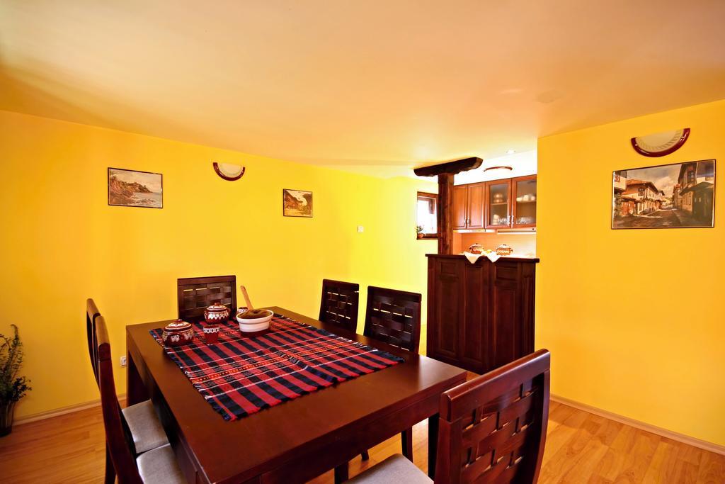 Private 4Br-2Ba Guest House Dryanovo With Pool And Free Parking Buitenkant foto