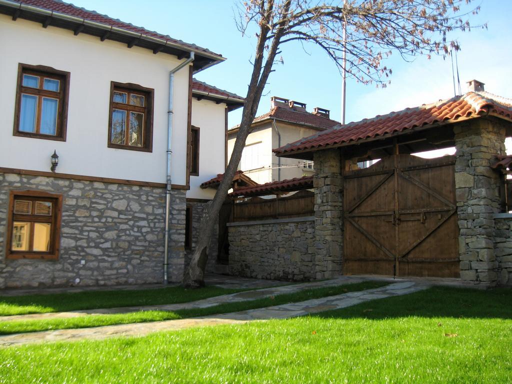 Private 4Br-2Ba Guest House Dryanovo With Pool And Free Parking Buitenkant foto
